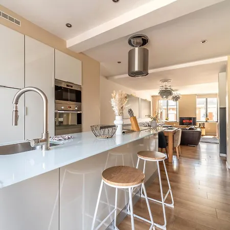 Le Prestige - 4 People - Terrace - Downtown - Wifi